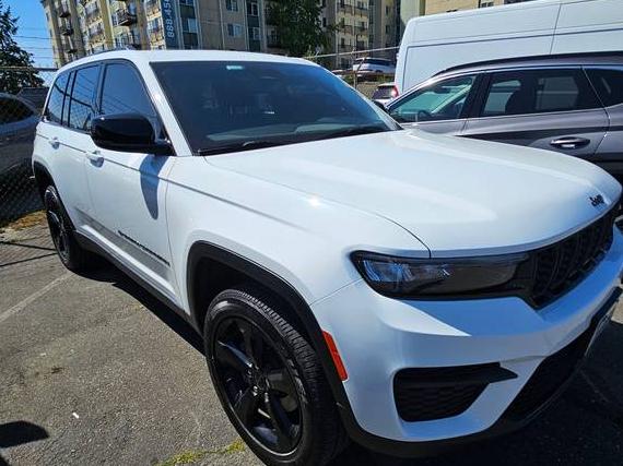 JEEP GRAND CHEROKEE 2023 1C4RJHAG5P8882146 image